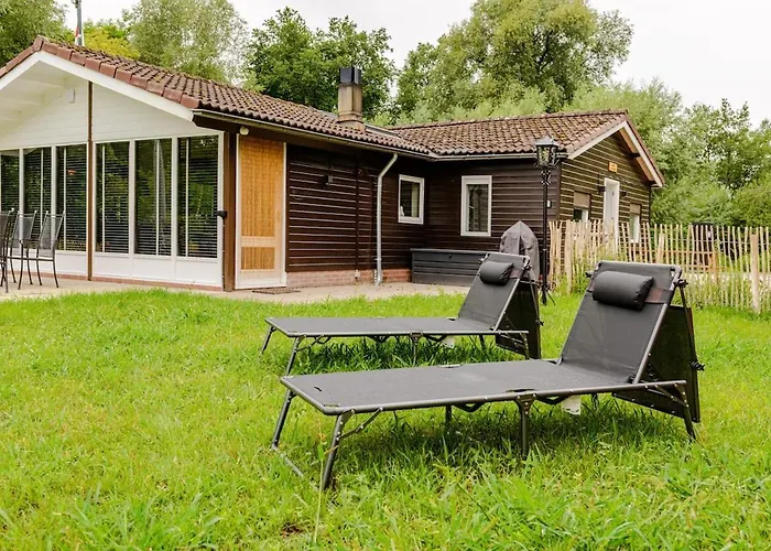 Achterbosch Chalet *